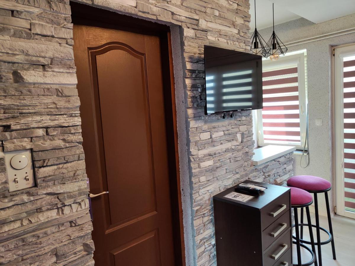 Centrum Lux Apartment Ni エクステリア 写真